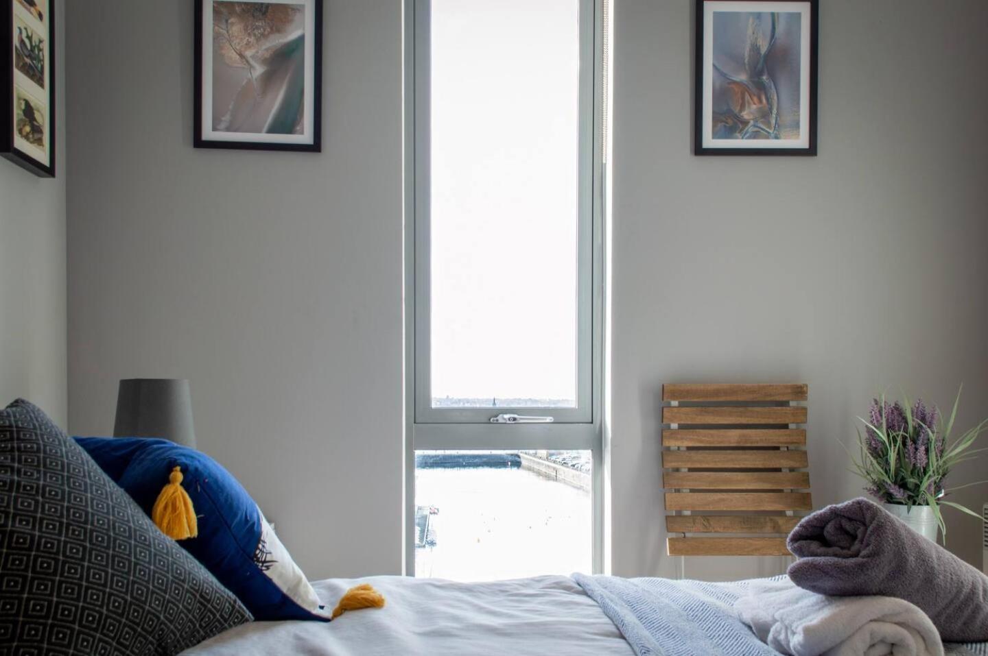 Stunning Mersey View Flat W Parking In Liverpool Dış mekan fotoğraf